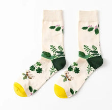 Charger l&#39;image dans la galerie, Green Thumb Garden Themed Crazy Socks - Crazy Sock Thursdays
